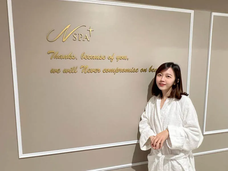 接著就來到二樓,樓上的設計也是簡單高雅,讓人沒有壓迫感的進行SPA課程! N SPA保養課程-台中美容SPA推薦